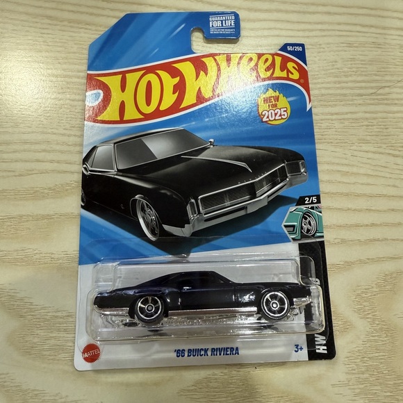 Hot Wheels '66 Buick Riviera HW Modified Series 50/250 - Picture 1 of 3